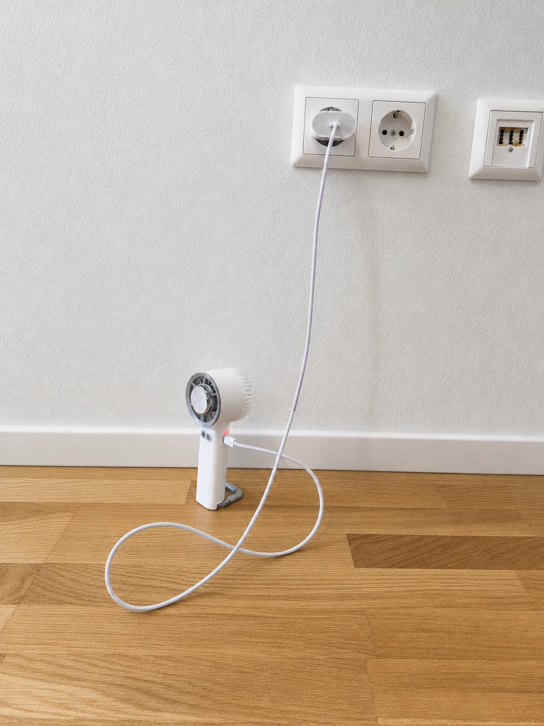 Mini Taschenventilator USB Aufladbar 3 Modi + Gefrier-Platte